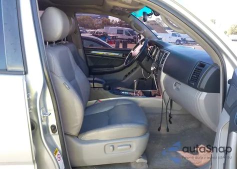 2005 Toyota 4Runner Limited V8 from USA, damaged, VIN JTEBT17R258028705